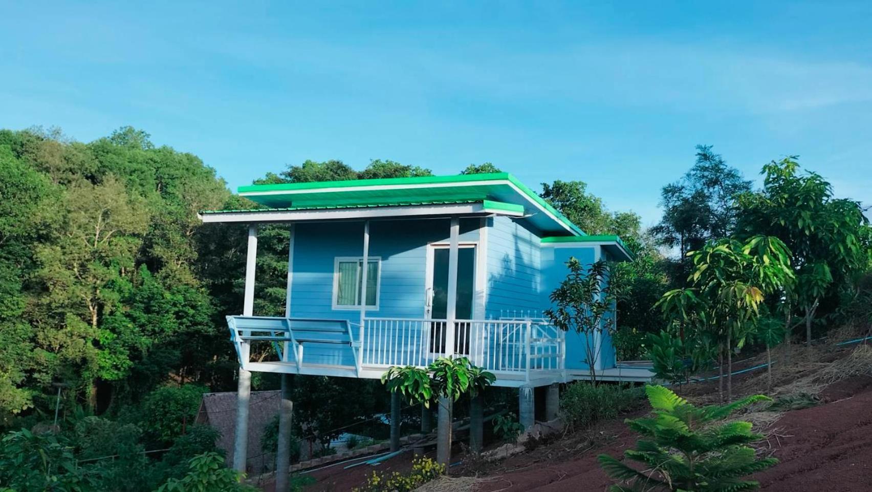 Smile Farm At Khaokho Ban Thung Samoe